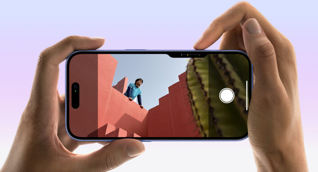 Apple iPhone 16